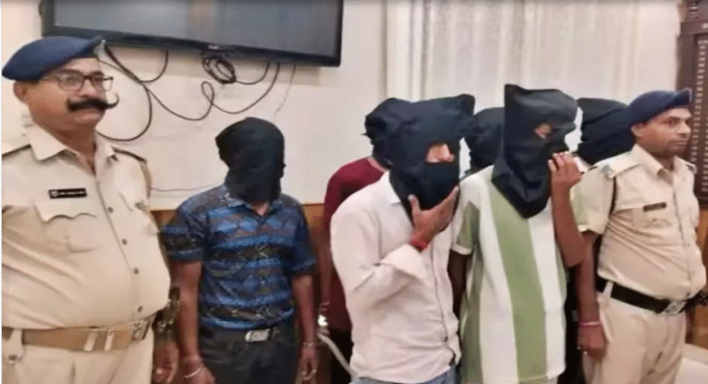 हिंदू लड़की के मुस्लिम प्रेमी ने ली पिता की जान